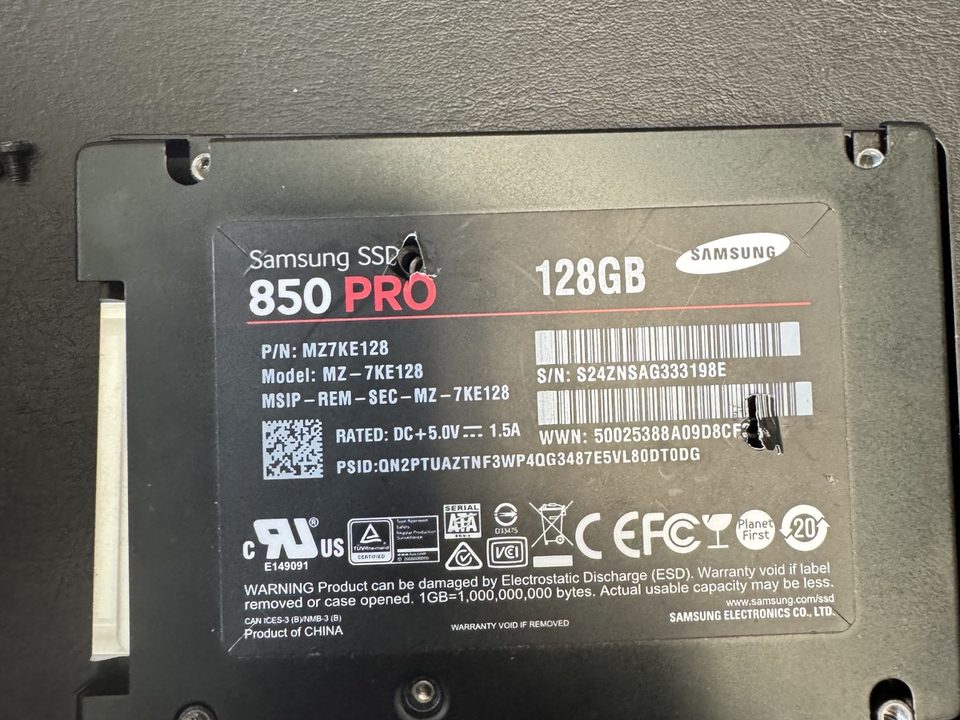 Samsung 850 PRO 128GB SATA SSD from a recovery case