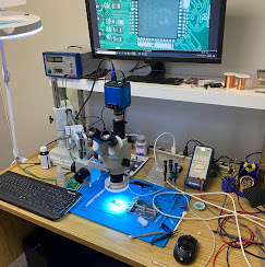 Microscope workstation for mobile device data recovery